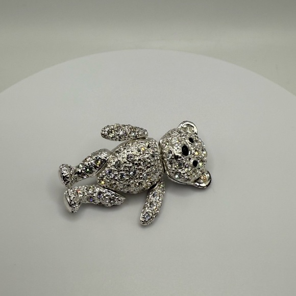Sparkling Crystal Teddy Bear Brooch - Picture 2 of 3